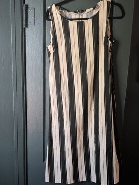 Sleeveless Black and Cream Vertical Stripe Shift Dress